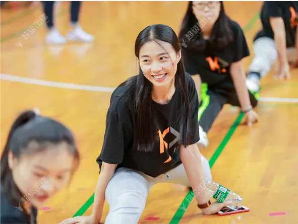 「奔跑吧 ~ 团队！」综艺主题团建活动相册图片