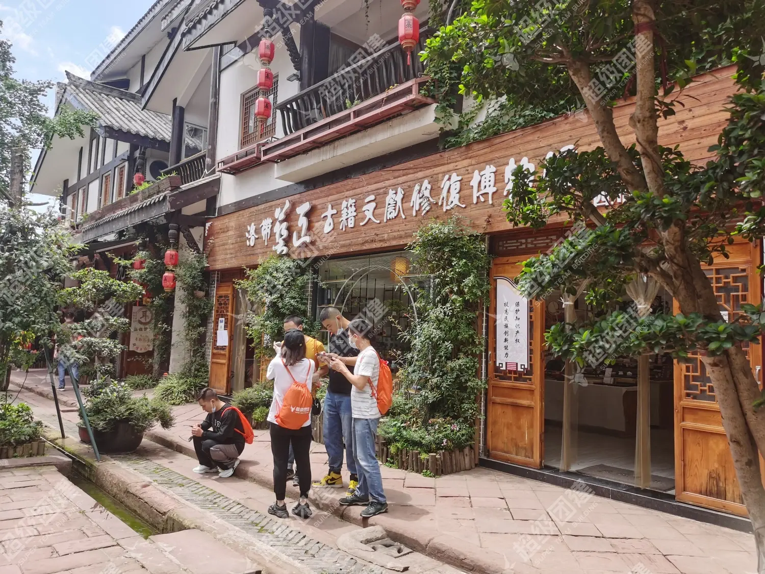 「拯救生命之泉」创意主题定向团建相册图片