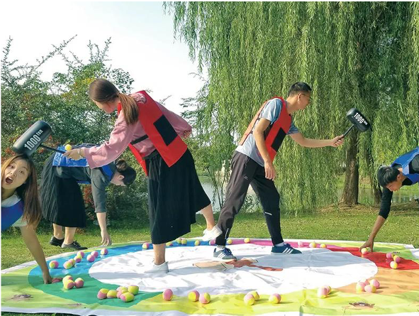 「奔跑吧 ~ 团队！」综艺主题团建活动流程图片