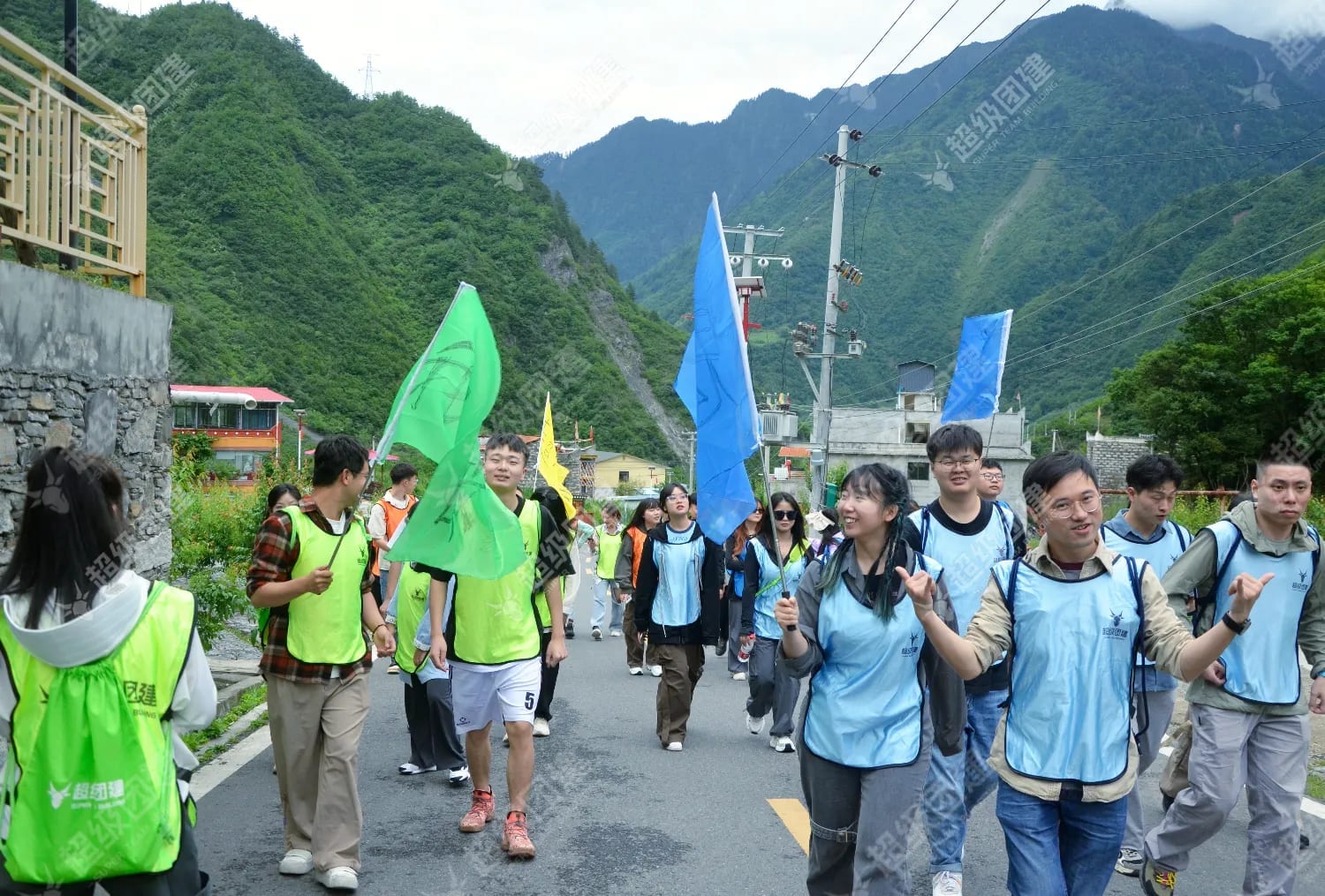「避暑胜地 徒步天堂」孟屯河谷2日户外主题团建相册图片